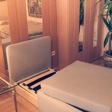 Apartment Profair In Center