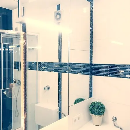 Profair In Center Apartment *