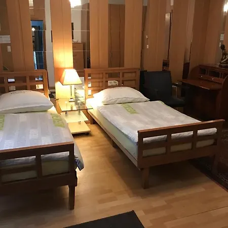 Profair In Center Apartment Dusseldorf